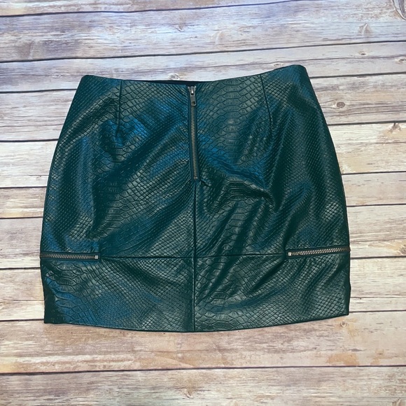 Lovers + Friends | Good to Be Bad Crocodile Evergreen Mini Skirt - Picture 8 of 11